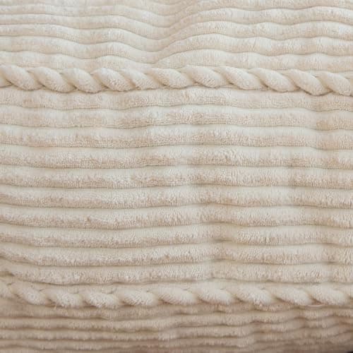 MAXYOYO Full Size Tufted Futon Mattress, Extra Thick Shredded Foam Filling, Navy